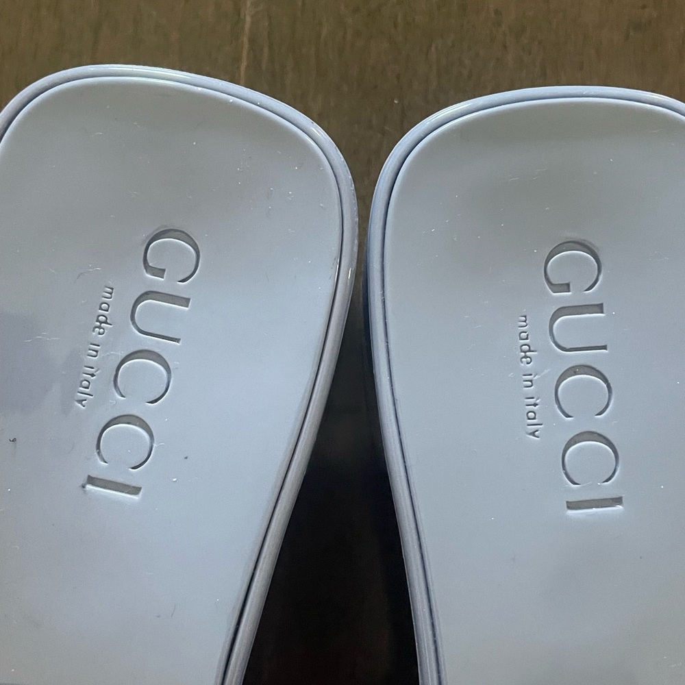 GUCCI lavender rubber wedge slides/ sandals 6.5 - Picture 6 of 7